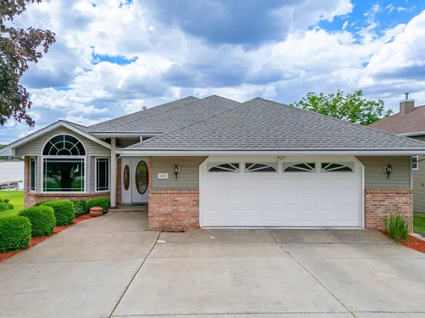 1422 Pier Dr, Davis, IL 61019