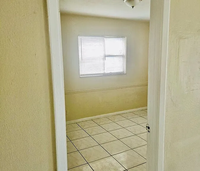 1404 College Park Ct #A — Photo 8