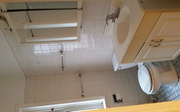 5th image of 6250 N Artesian Ave #1