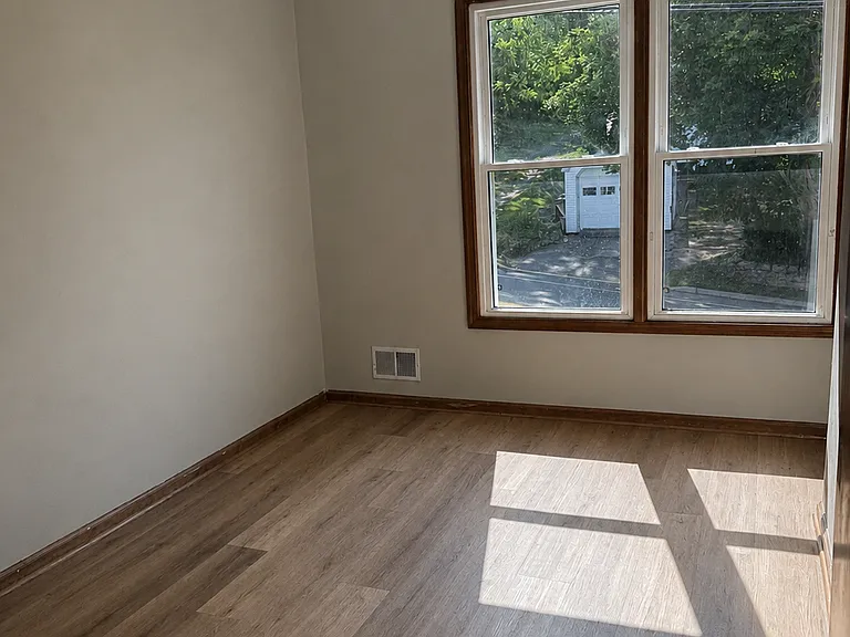 2 Colonial Ct — Photo 14