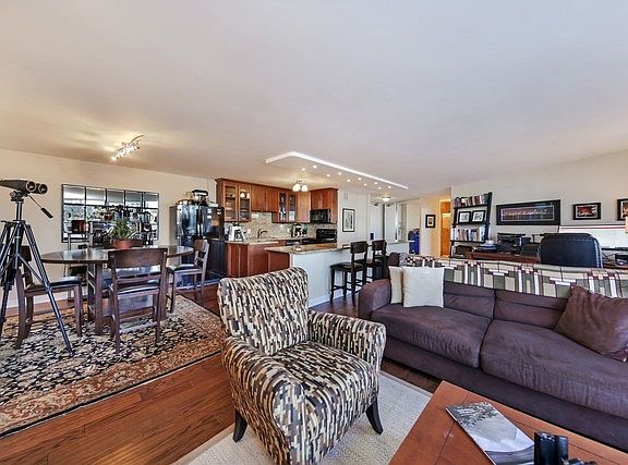 4th image of 505 N Lake Shore Dr APT 3912