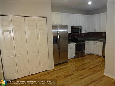 1st image of 2885 Crestwood Ter