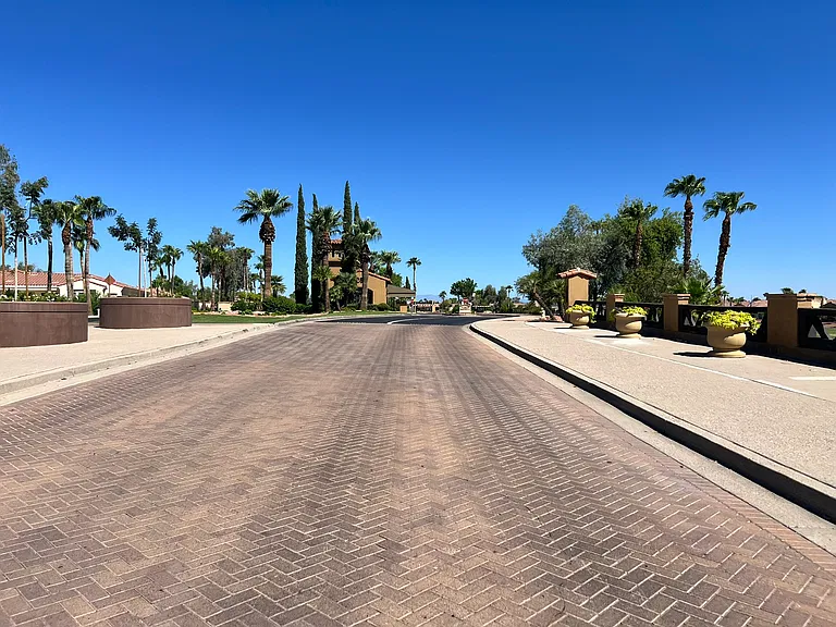 23321 N Las Positas Ct — Photo 39