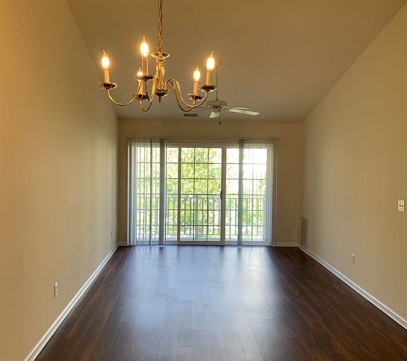 1st image of 3600 Cypress Point Dr #1804