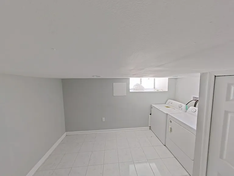 2036 N Gratz St — Photo 9