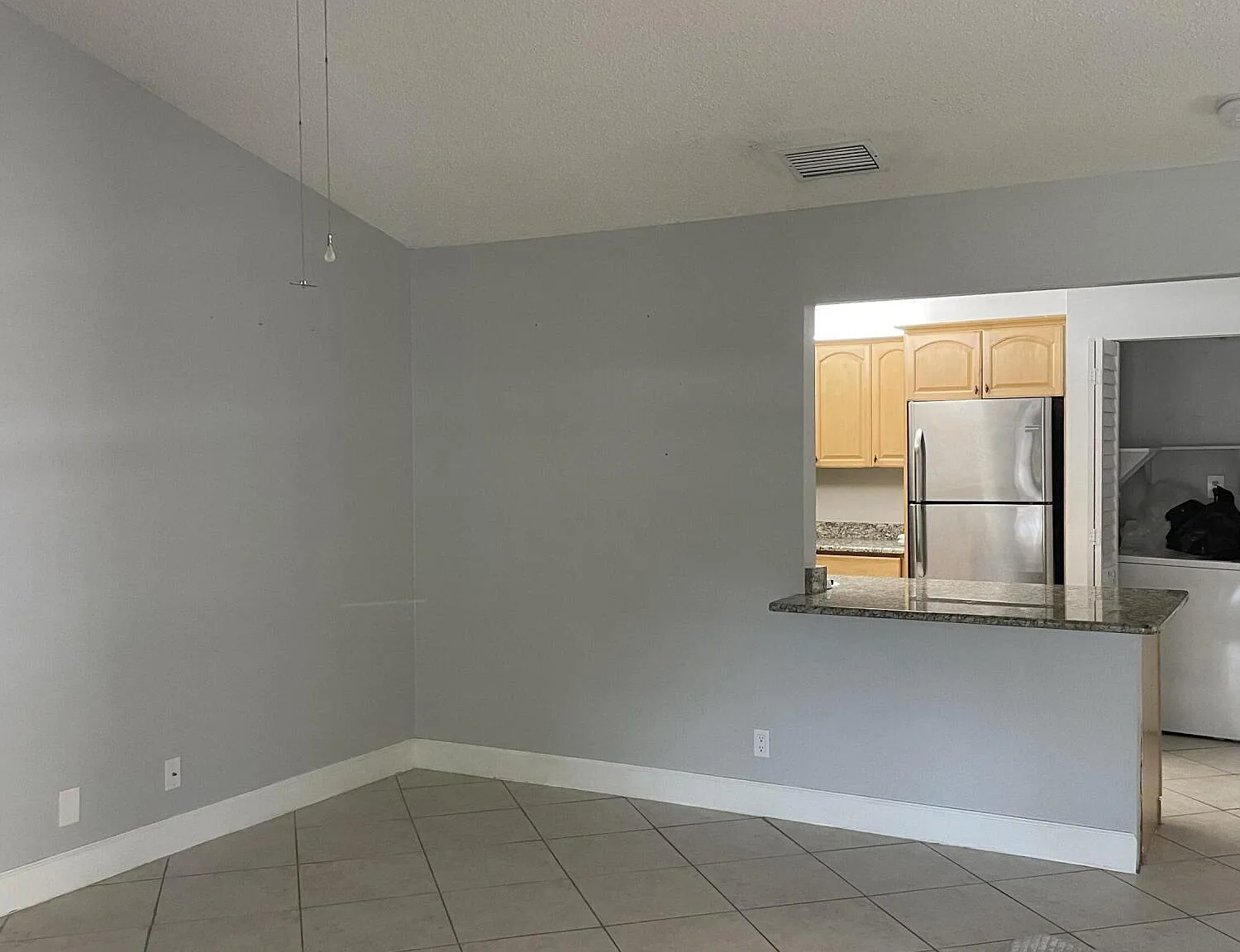 2 bed, 2.0 bath, 1029 sqft, $2,100 — Photo 2