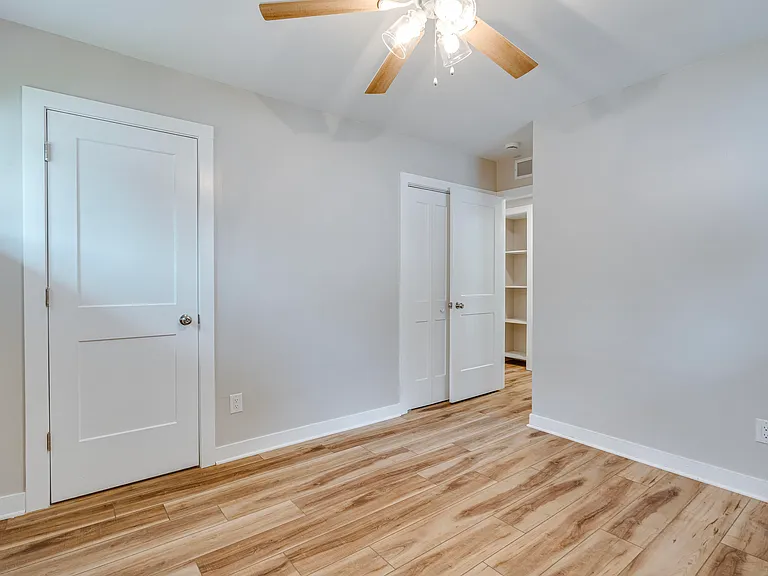 1334 Miller Ave — Photo 30