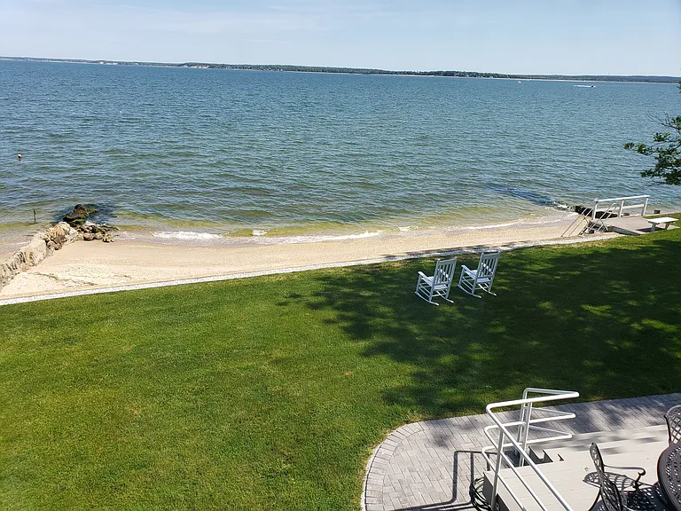 11 Beach Rd — Photo 8