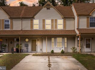 13 Summit Ct, Clementon, NJ 08021