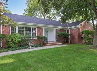 52 Patton Dr, East Brunswick, NJ 08816