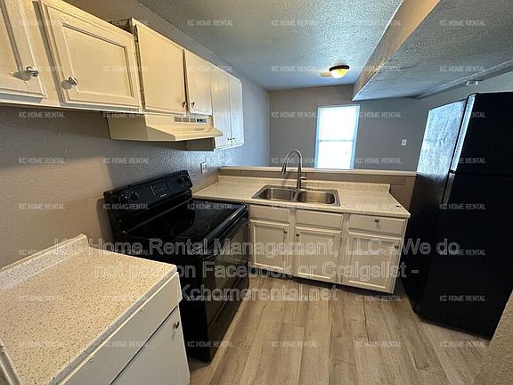 2nd image of 4221 E 60th Ter