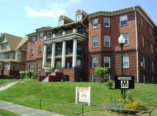 2955 Pacific St APT 8, Omaha, NE 68105