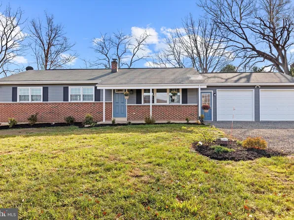 319 Spring Rd, Grantville, PA 17028