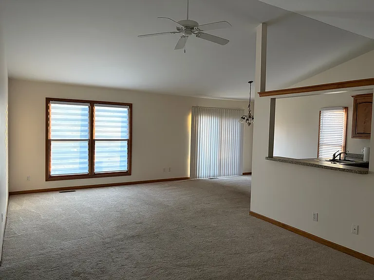 517 Conley Dr — Photo 9