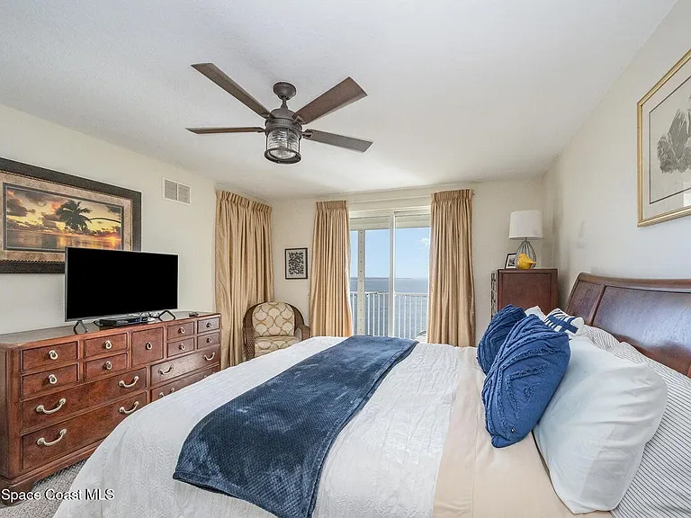 7 Indian River Ave #1003 — Photo 17