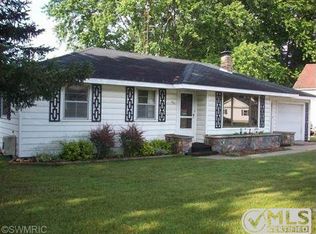 411 E Church Ave, Reed City, MI 49677