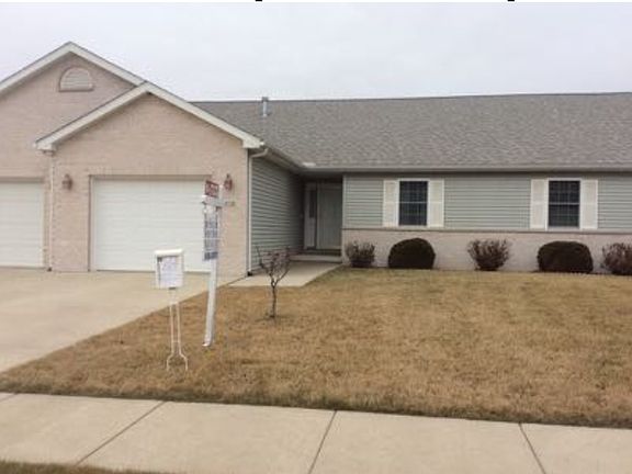 2nd image of 47 Somerset Dr #47B