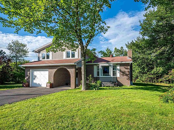 3rd image of 39 Delmerle Dr