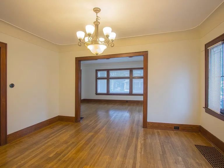 1137 Rathbone St SW #A — Photo 2