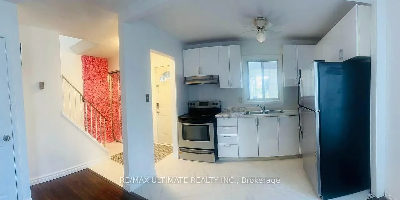 4 bed, $2,900 — Photo 3