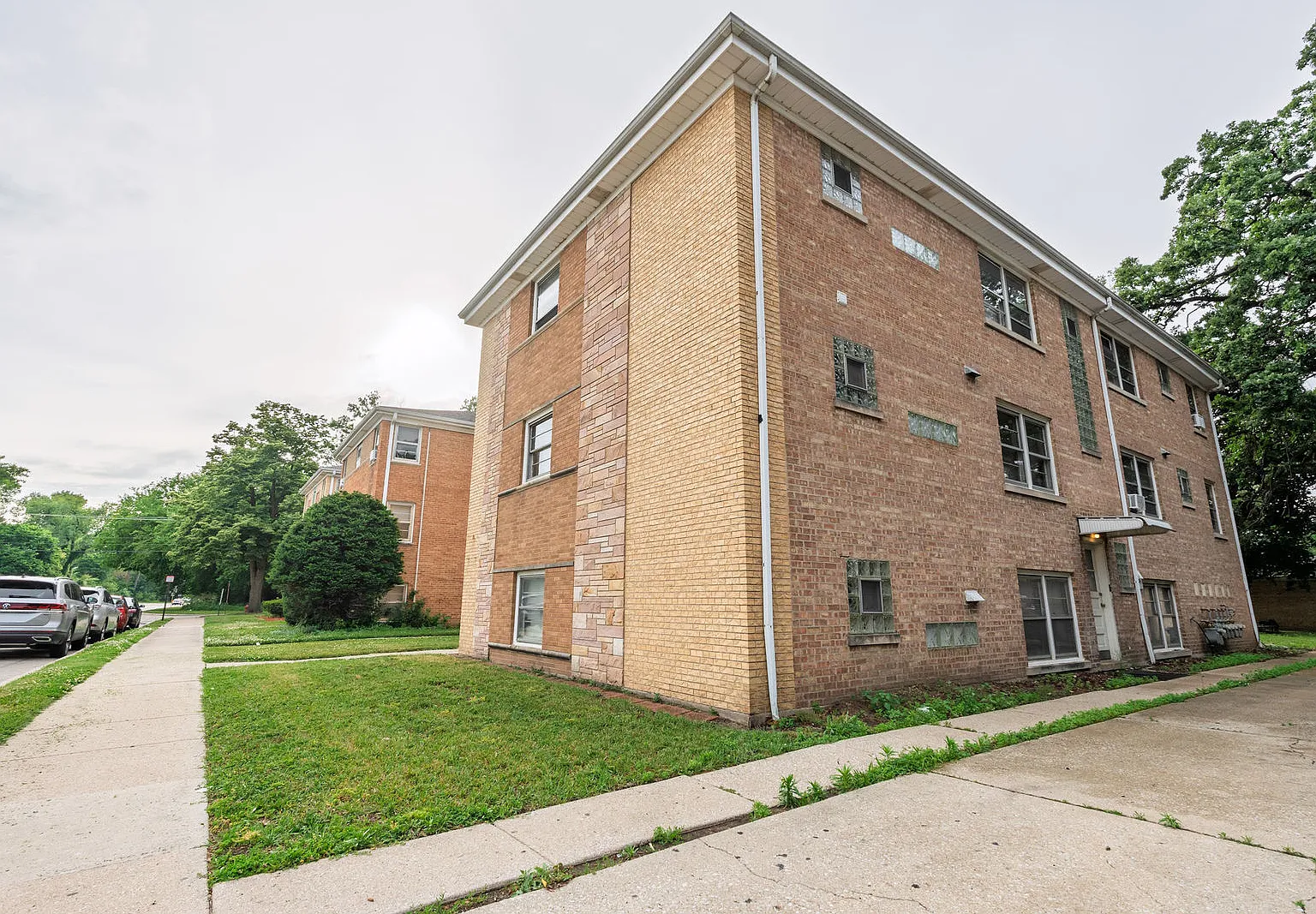 1 bed, 820 sqft, $1,595 — Photo 2