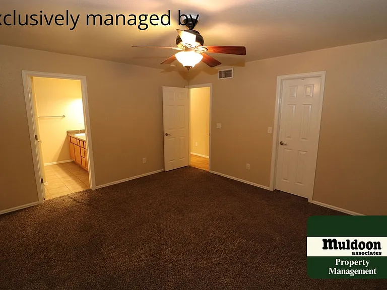 291 W Elgin Dr — Photo 13