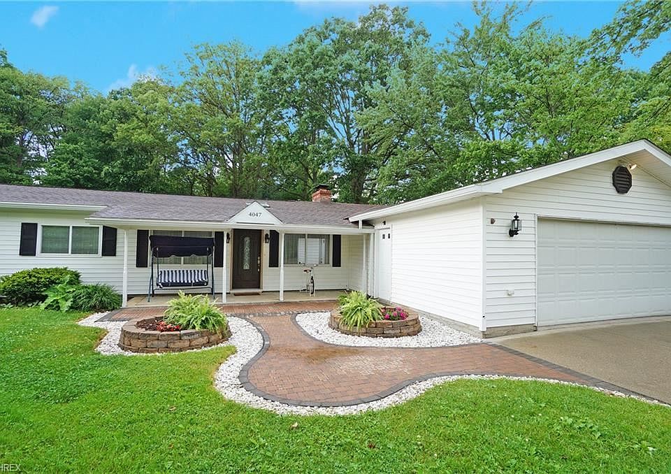 1st image of 4047 Anderson Dr