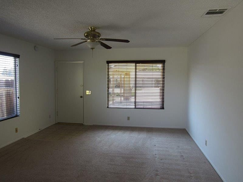 2nd image of 692 Hillcrest Dr