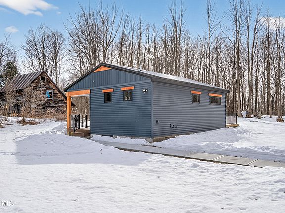 3rd image of 356 N Greenfield Road