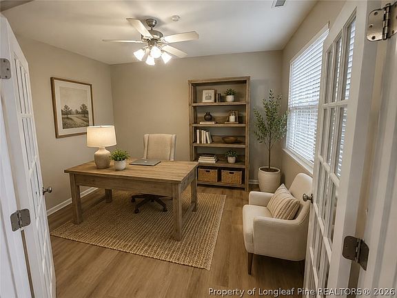 4th image of 743 Shoals Lake Dr