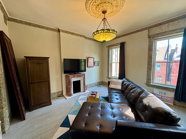 1008-1010 Allen Ave #2F — Photo 7