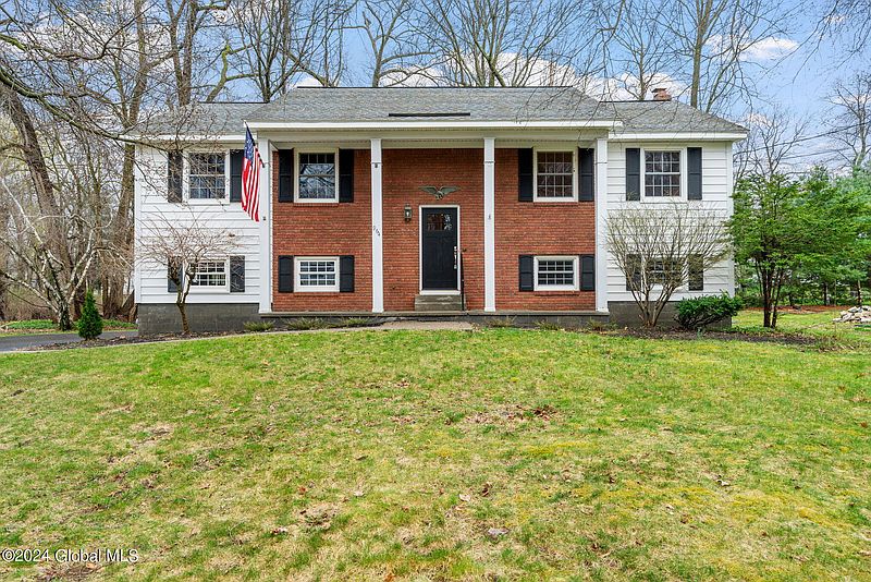 2nd image of 964 Douglas Court