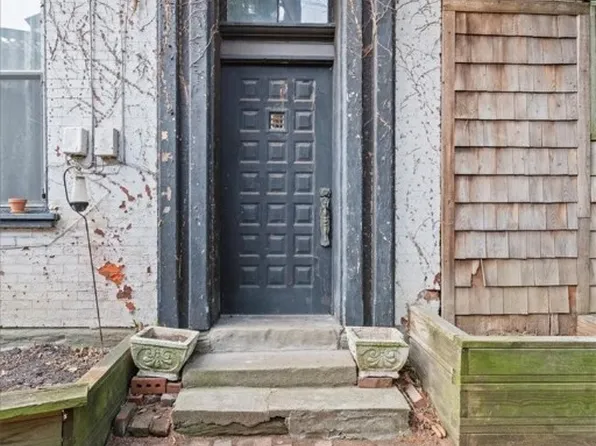 1947 S 18th St, Pittsburgh, PA 15203