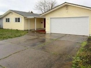 1210 Vista Dr, Central Pt, OR