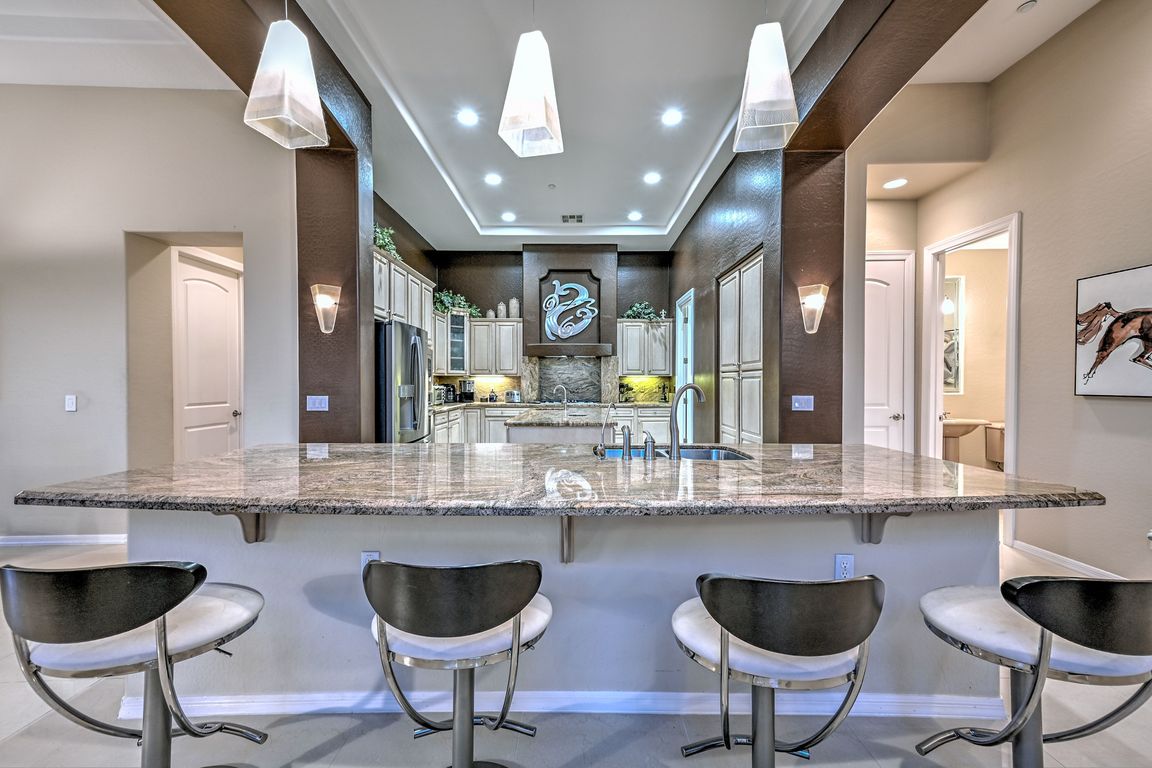 next background image