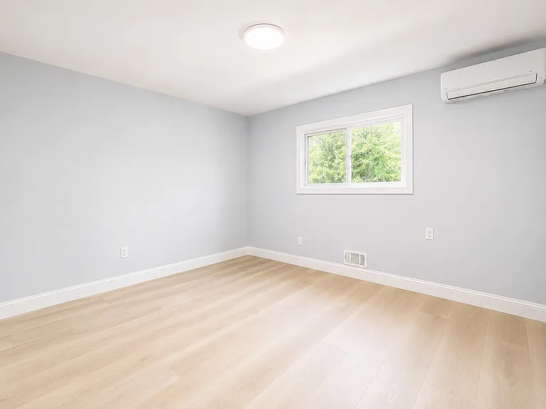 780 Stafford Ave #2 — Photo 4