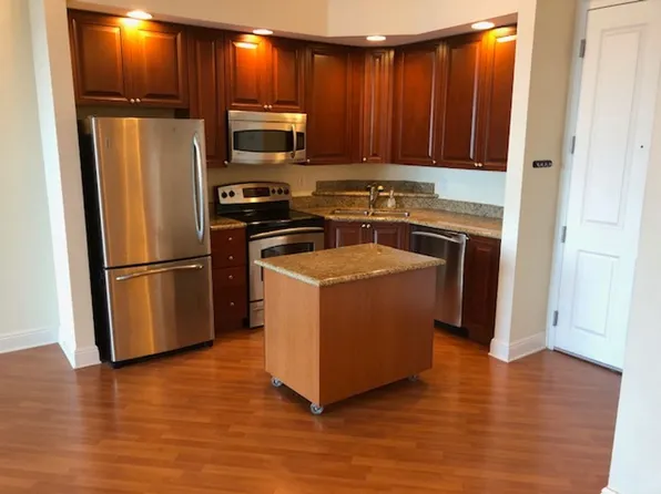 2825 Palm Beach Blvd APT 710, Fort Myers, FL 33916