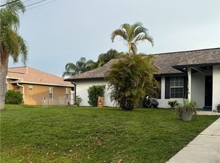 1414 SW 10th Ter, Cape Coral, FL 33991