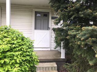 7418 Yorktown Ct #A, Mentor, OH 44060