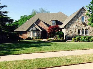 308 Heritage Green Rd, Edmond, OK 73003