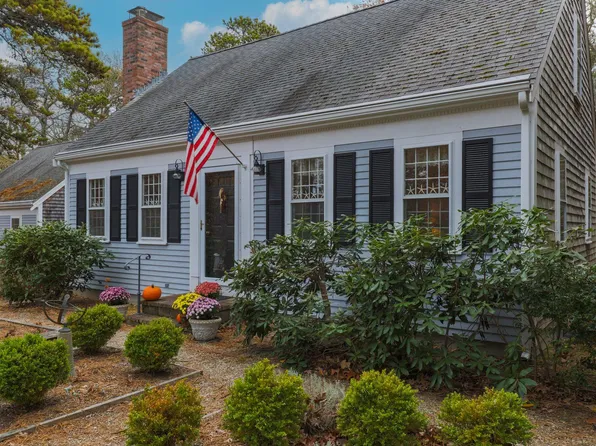 10 Chatham Street, Eastham, MA 02642