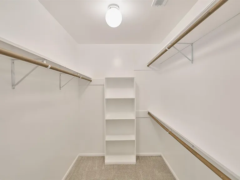 80 Rolling Hills Dr — Photo 32