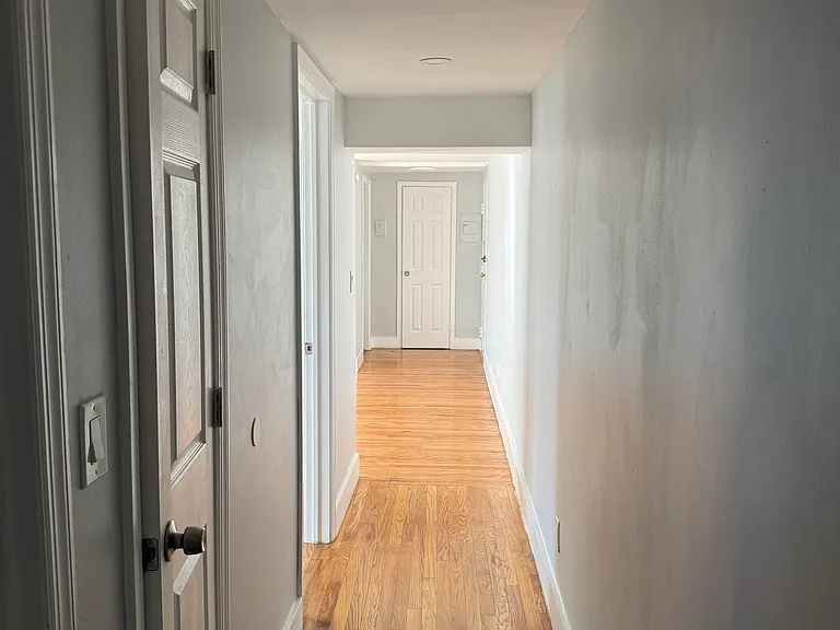 516 S Cherry St — Photo 6