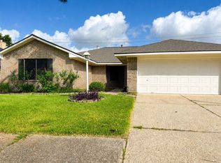 2138 Tower Bridge Rd, Pearland, TX 77581