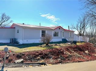 14 Hector Ave, Chester, WV 26034