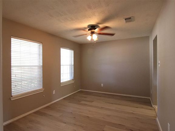 4th image of 15103 Petal Rose Ct