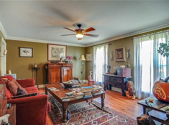 4th image of 2925 Harbour View Dr