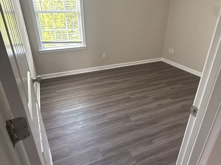 654 Pippin Dr — Photo 9