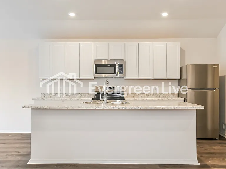 127 Jasmine Ct — Photo 6