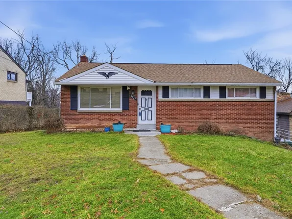 4923 Leona Dr, Pittsburgh, PA 15227